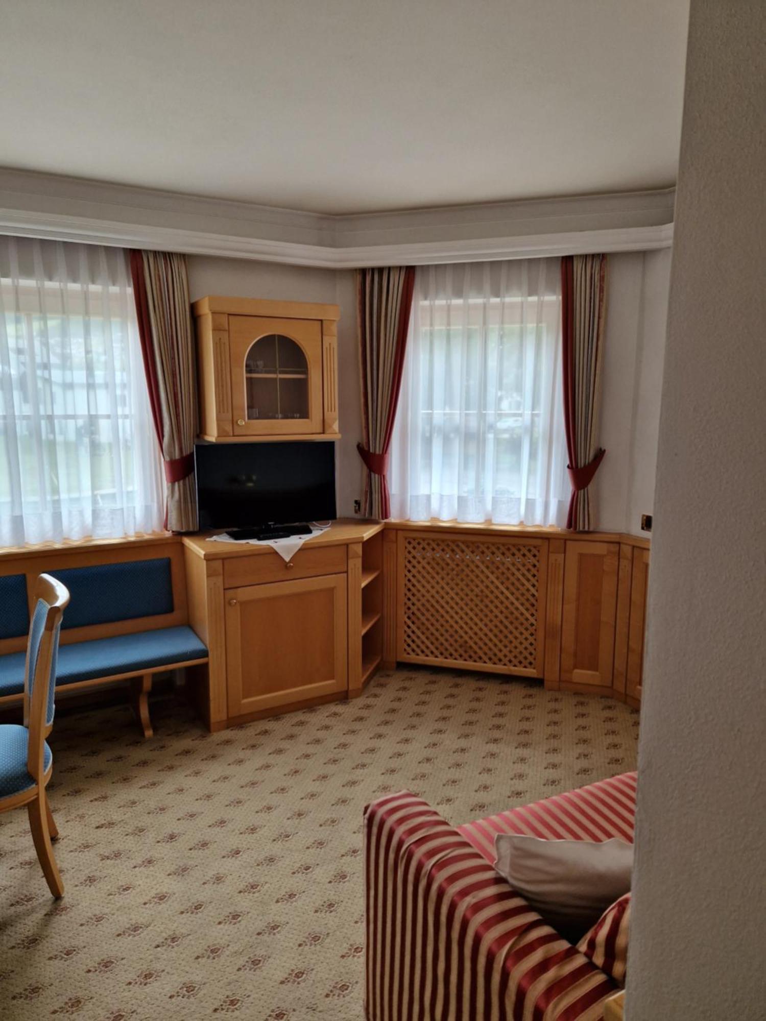 Residence Ciastel Ortisei Eksteriør bilde