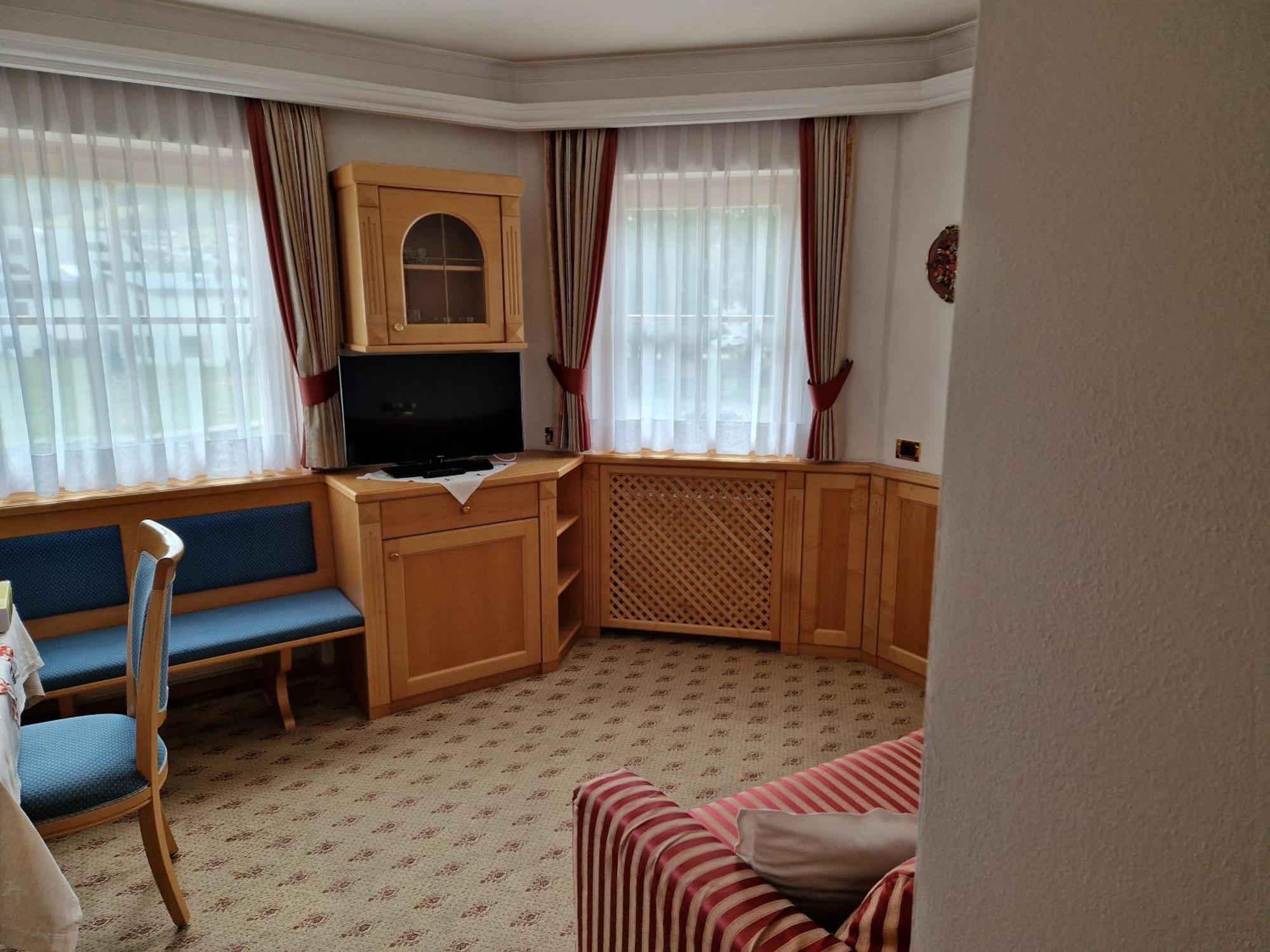 Residence Ciastel Ortisei Eksteriør bilde
